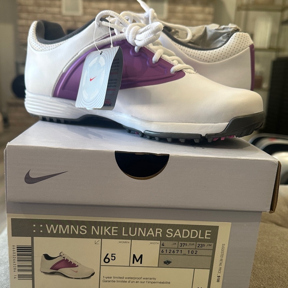 Nike Women's Golf shoes Brand New Lunar Saddle Shoes - White and Purple